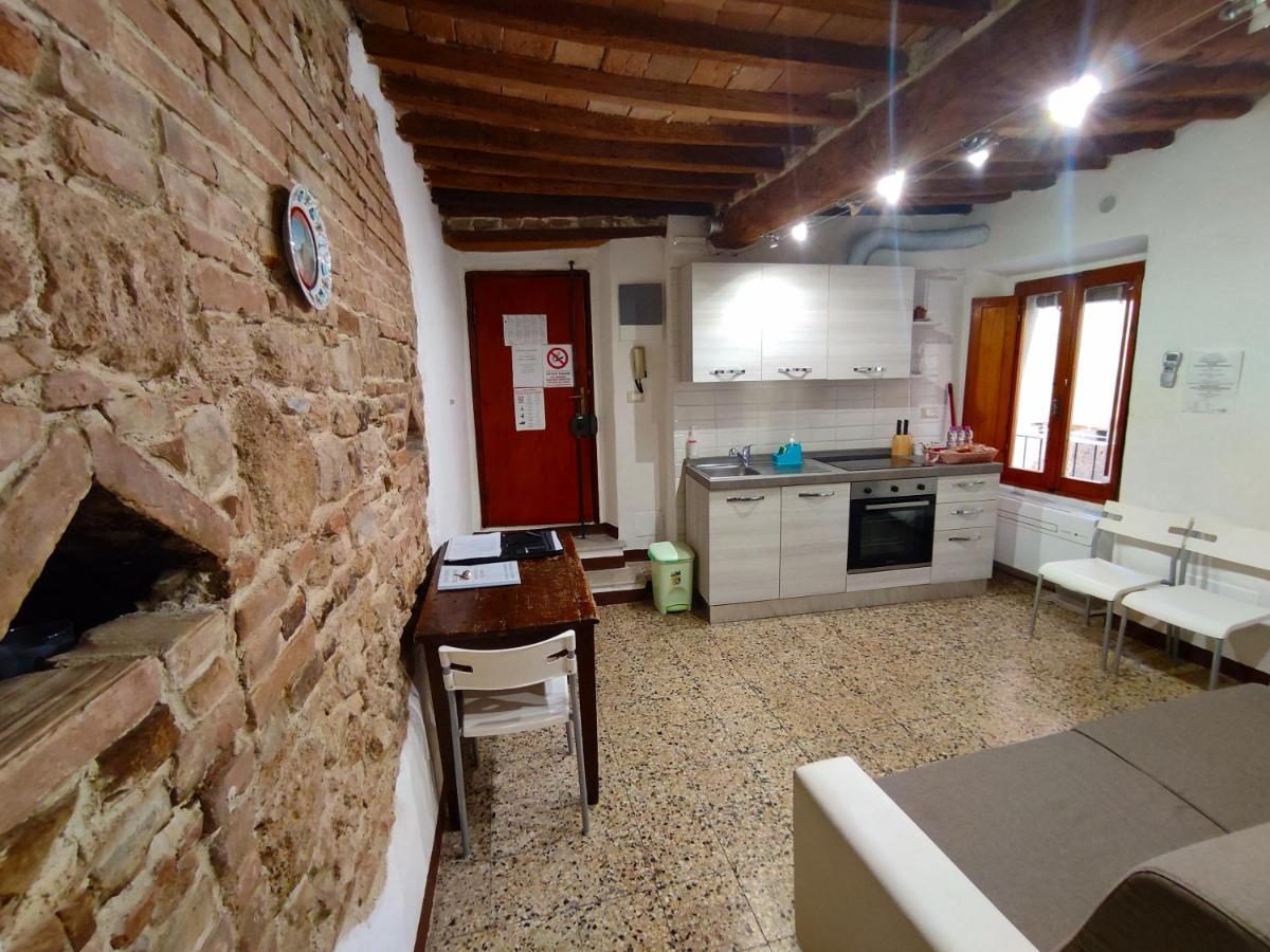 Appartement Casa Vicolo Delle Chiavi à Poggibonsi Extérieur photo